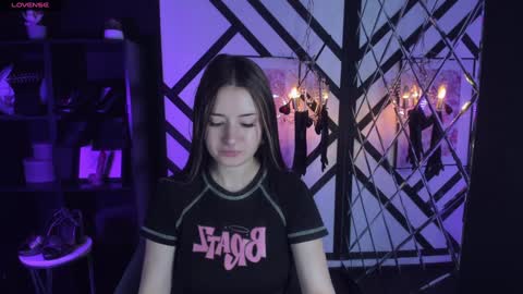 Lily online show from January 2025 07:17:01 AM