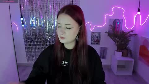 Lily online show from September 2025 06:48:02 AM