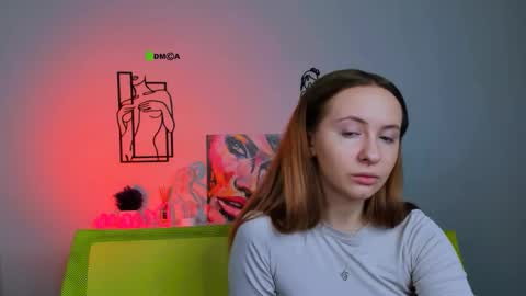 Lily online show from October 2025 07:11:02 PM