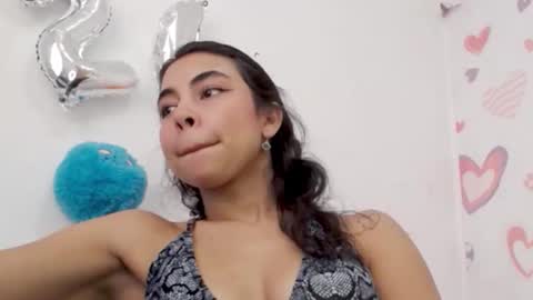 Lily Roberts online show from September 2025 03:17:02 PM