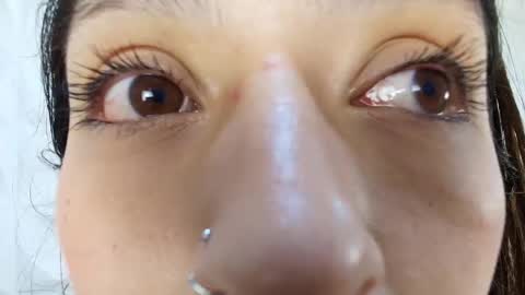 Lily Lauren online show from March 2026 01:05:02 PM