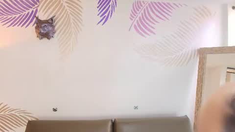 Lily Lauren online show from June 2026 12:36:02 PM