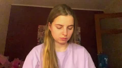 Lily online show from February 2026 01:37:02 PM