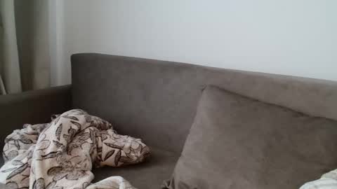 small lily online show from May 2026 02:23:01 PM