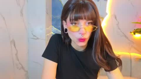 Snapshot of lily_tx chatting on July 2026 01:39:02 PM Follow me.. Live 730 to 1400 online show from July 2026 01:39:02 PM