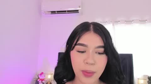 LilyWoodz online show from May 2026 02:46:02 PM