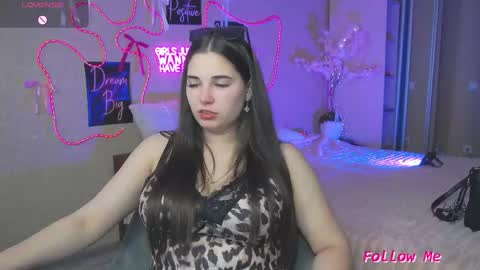 Lilya online show from May 2026 07:03:02 AM