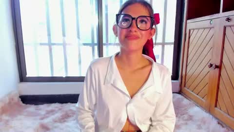 Lili  online show from July 2026 04:39:33 PM