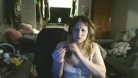 lilybvixen online show from May 2026 03:26:01 AM