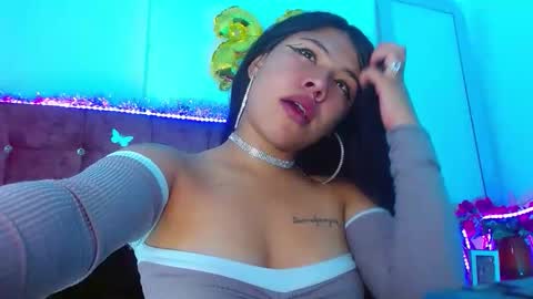 lilyjamesx online show from February 2026 02:54:01 PM