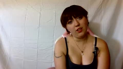 lily online show from June 2026 10:59:01 PM