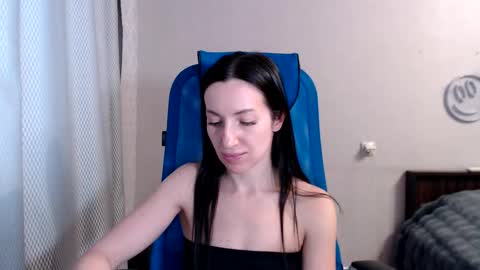 Snapshot of lilymellow chatting on December 2024 09:30:01 AM Lily online show from December 2024 09:30:01 AM