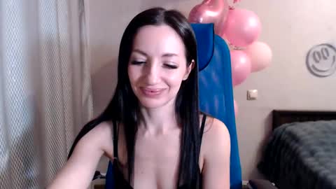 Snapshot of lilymellow chatting on January 2025 02:33:01 AM Lily online show from January 2025 02:33:01 AM