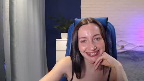 Lily online show from December 2025 06:10:01 AM