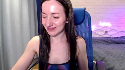 Lily online show from March 2026 05:22:02 AM