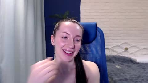 Lily online show from May 2026 08:21:01 AM