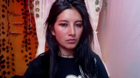 lilymoon_018 online show from April 2026 06:14:02 PM