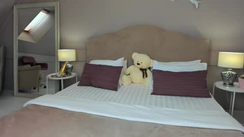 Snapshot of lilymyerss chatting on December 2025 08:31:02 AM lilymyerss online show from December 2025 08:31:02 AM