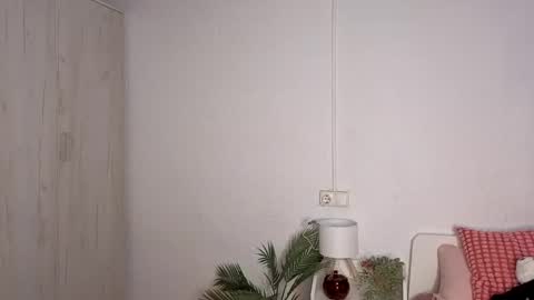 LillyPanda online show from November 2025 08:08:02 PM