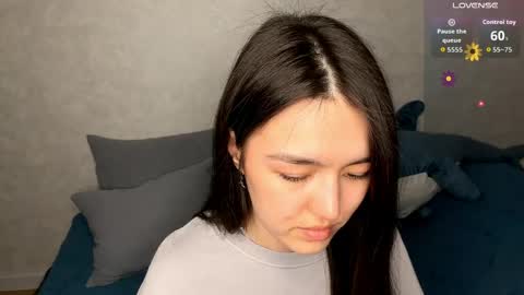Snapshot of lilysollar chatting on April 2026 03:42:02 PM Lily online show from April 2026 03:42:02 PM