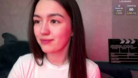Snapshot of lilysollar chatting on May 2026 05:40:01 PM Lily online show from May 2026 05:40:01 PM