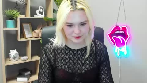 Lily online show from April 2026 12:29:02 PM