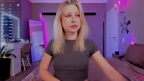 Snapshot of lilyvibe chatting on January 2025 04:34:02 PM Lily online show from January 2025 04:34:02 PM