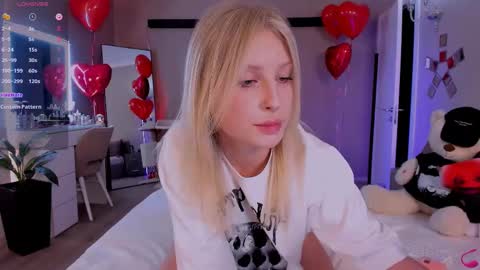 Snapshot of lilyvibe chatting on February 2025 05:03:02 PM Lily online show from February 2025 05:03:02 PM