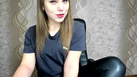 Snapshot of limebabykristi123 chatting on February 2026 06:43:02 AM online show from February 2026 06:43:02 AM