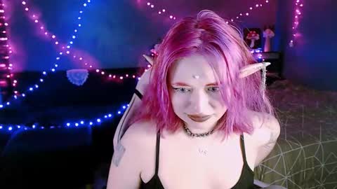 Lina2D tyan online show from December 2025 04:36:02 PM