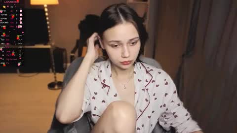 Scarlet online show from March 2026 10:36:01 PM