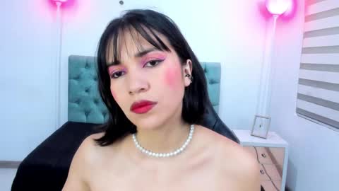 Snapshot of lina_bedoya chatting on December 2024 11:41:02 AM Lina Bedoya online show from December 2024 11:41:02 AM