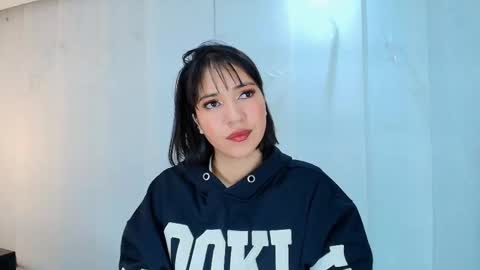 Snapshot of lina_bedoya chatting on September 2025 11:32:01 AM Lina Bedoya online show from September 2025 11:32:01 AM