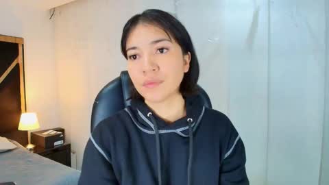  Lina Bedoya  online show from February 2026 11:50:02 AM