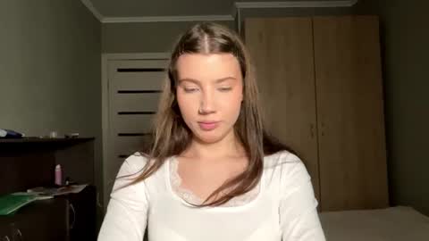 Snapshot of lina_bliss chatting on July 2026 04:42:02 PM Lina online show from July 2026 04:42:02 PM