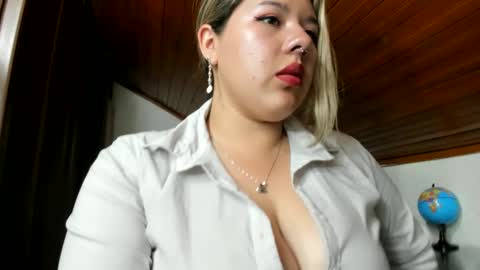 Lina Browm online show from February 2025 11:45:01 PM