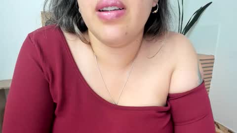 Snapshot of lina_browm chatting on May 2026 08:58:01 PM Lina Browm online show from May 2026 08:58:01 PM
