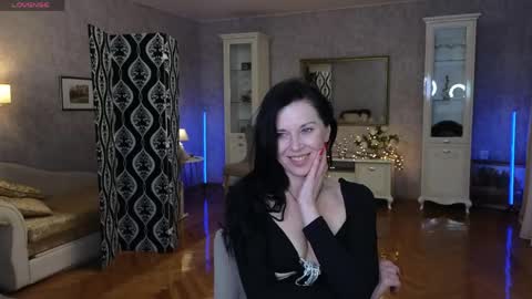 lina_flore online show from April 2026 08:37:01 PM