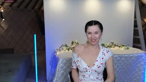 Snapshot of lina_flore chatting on May 2026 10:11:02 PM lina_flore online show from May 2026 10:11:02 PM