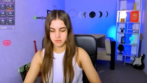 Snapshot of lina_fox12 chatting on November 2025 01:33:02 PM lina_fox12 online show from November 2025 01:33:02 PM