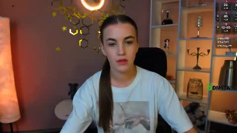 Snapshot of lina_fox12 chatting on July 2026 01:09:01 PM lina_fox12 online show from July 2026 01:09:01 PM