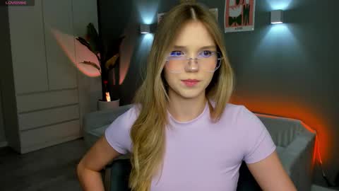 Lina online show from February 2026 01:20:02 PM