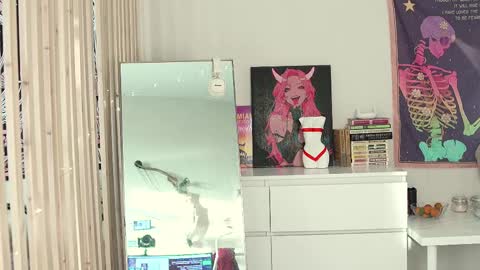 Lina -  online show from March 2026 05:46:01 AM