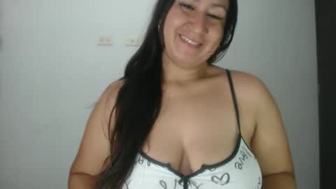 iiisabella online show from March 2026 10:04:02 AM