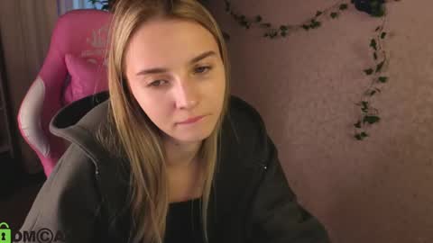 LINA online show from April 2026 01:18:01 AM