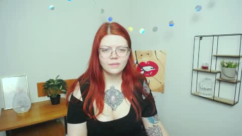 lina_ri online show from April 2026 01:37:01 PM