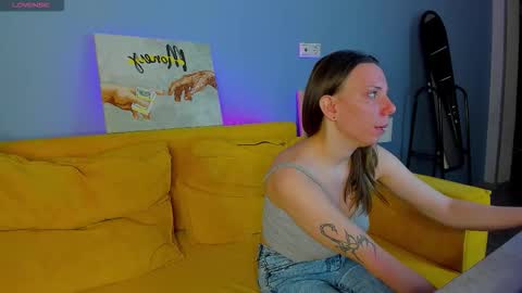 Lina online show from March 2026 03:11:01 AM