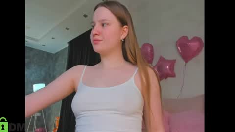 Lina online show from June 2026 12:38:01 AM