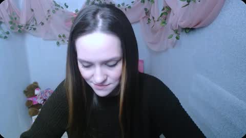 Lina online show from December 2024 06:53:02 AM