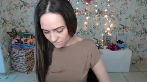 Lina online show from February 2025 06:40:01 AM